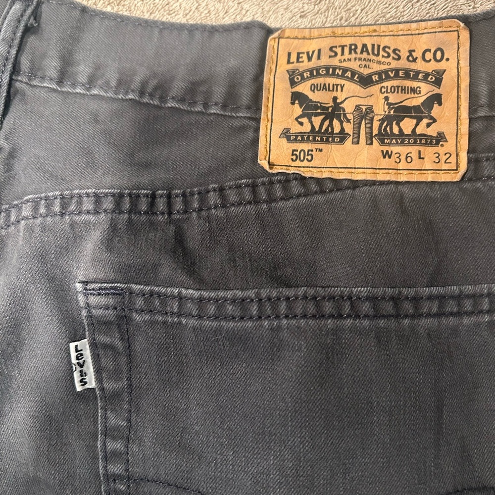 Men’s Levi’s Gray Jeans